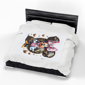 Minnie Mouse Velveteen Plush Blanket, Cozy Throw for Kids, Ideal Gift for Birthdays, Cute Home Decor, Disney Lovers