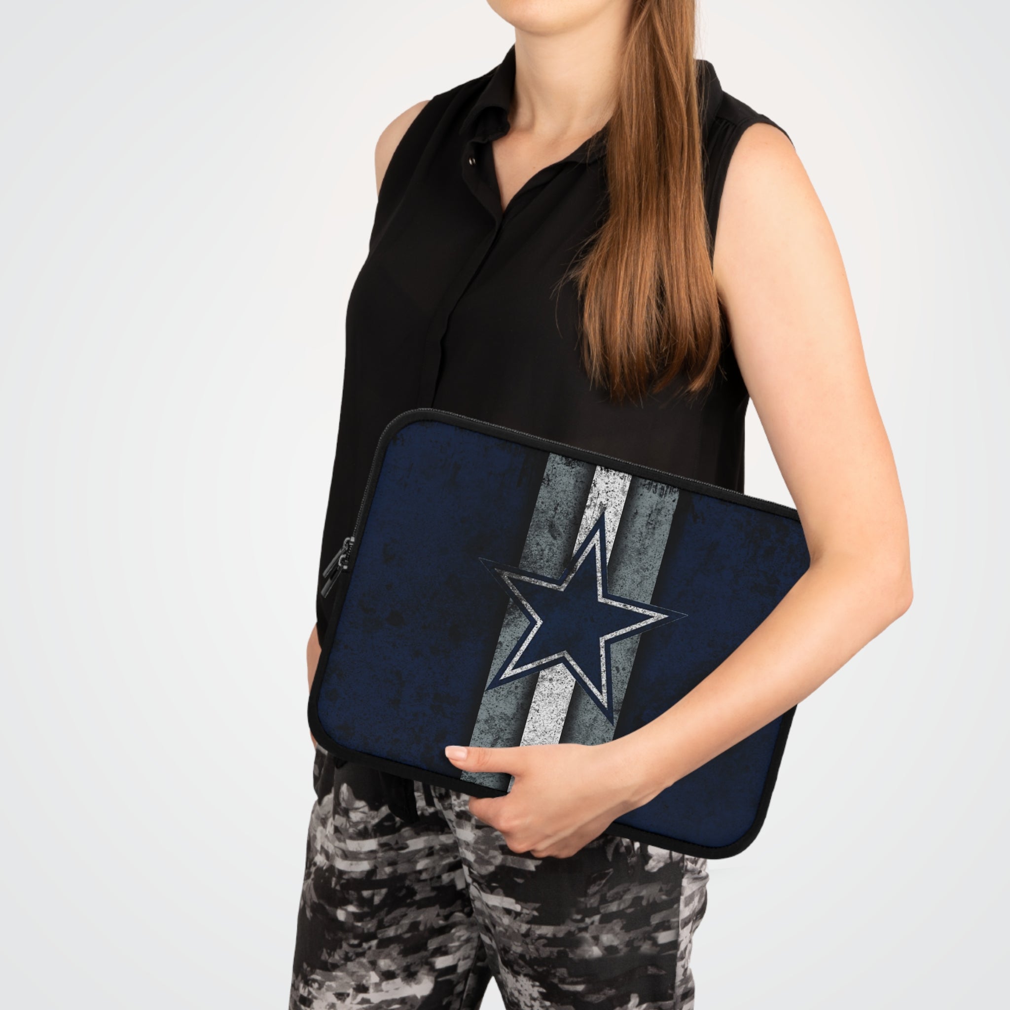 Star-Patterned Laptop Sleeve - Stylish Tech Accessory for Students, Professionals, Fans, Great Gift for Graduations, Birthdays, Holidays