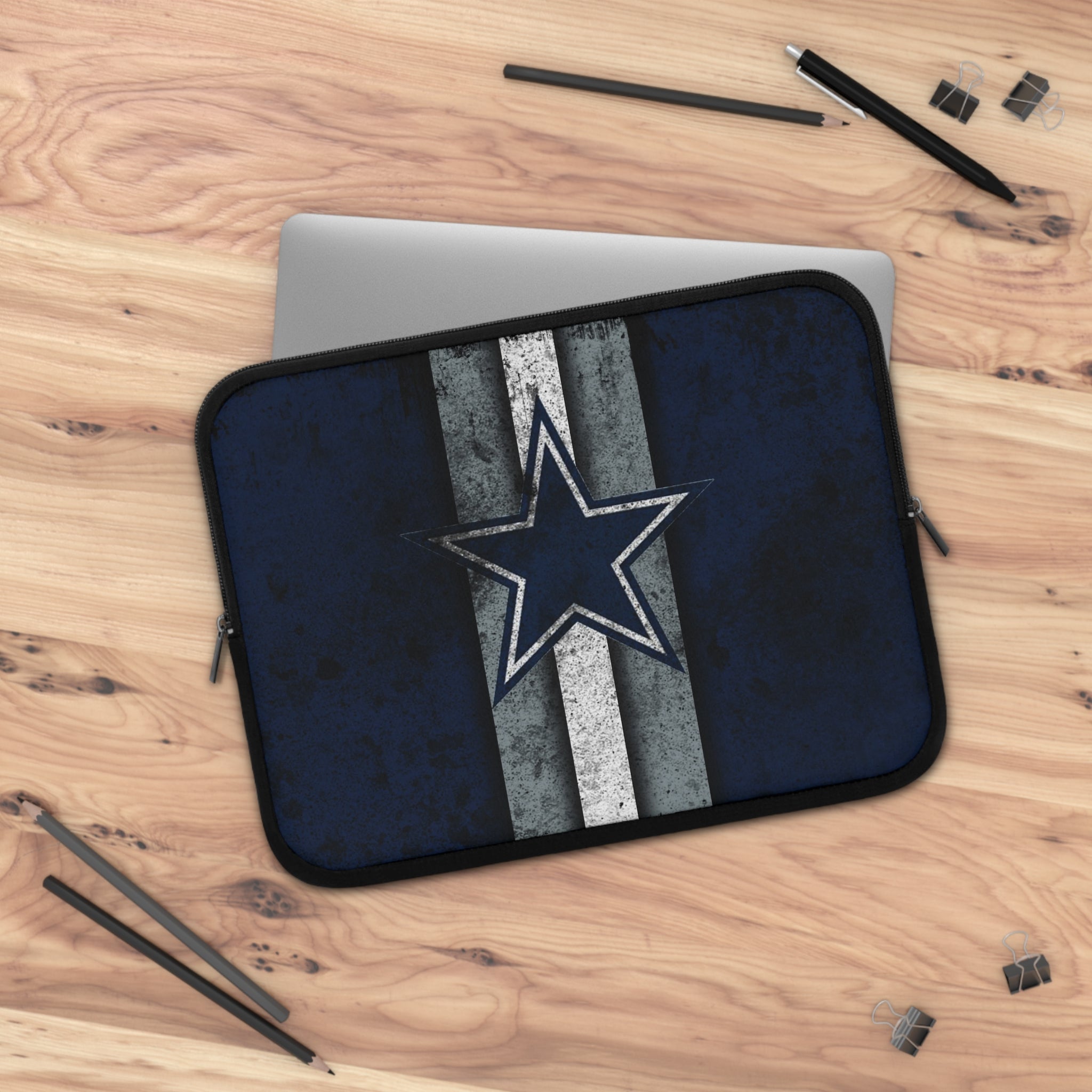 Star-Patterned Laptop Sleeve - Stylish Tech Accessory for Students, Professionals, Fans, Great Gift for Graduations, Birthdays, Holidays
